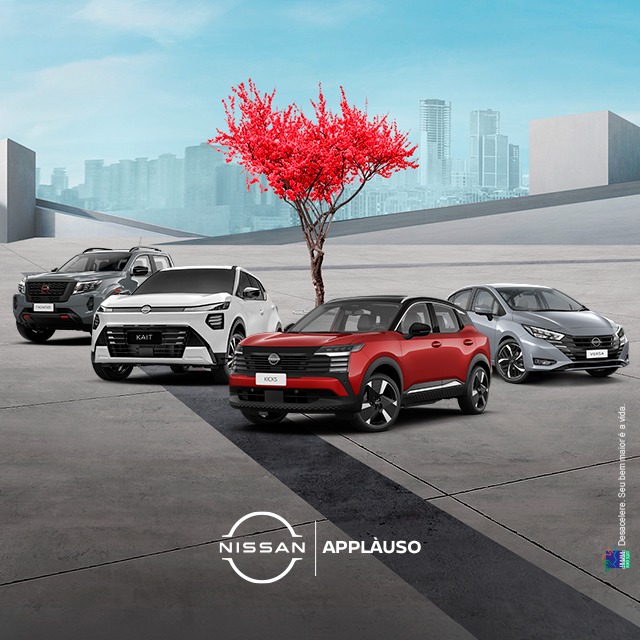 Veiculos Nissan lado a lado